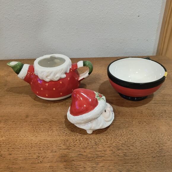 Vintage Traditions Christopher Radko Christmas Santa Teapot & Cup Set - Picture 6 of 11